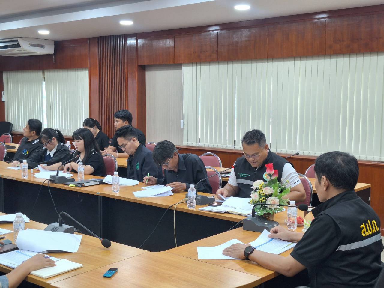 title - ผู้ตรวจราชการ ส.ป.ก. ลงพื้นที่จังหวัดร้อยเอ็ด และจังหวัดกาฬสินธุ์ ประชุมตรวจราชการและติดตามความก้าวหน้าผลการดำเนินงาน รอบที่ 2 